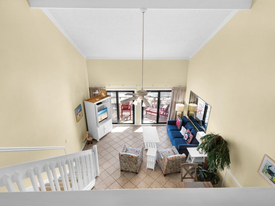 Day, TV and multimedia, Balcony/Terrace, Living room, Seating area, furniture