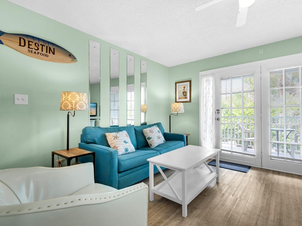 Summer Breeze Condominium 211 by Newman-Dailey Apartment in Miramar Beach