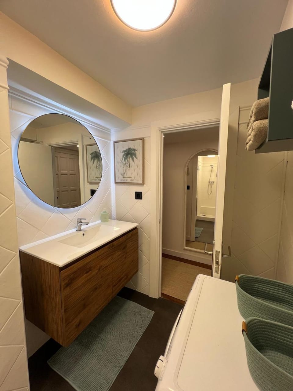Bathroom, Bath