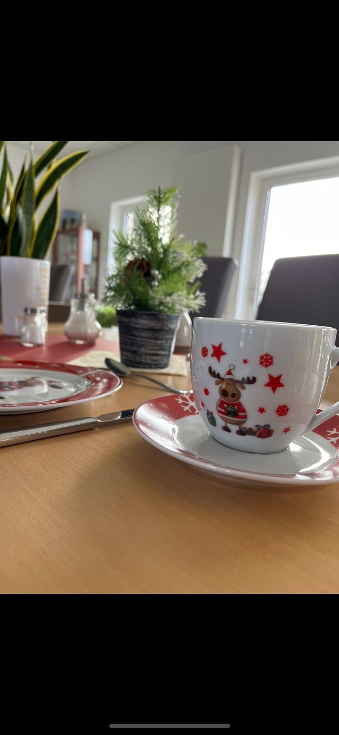 Food and drinks, Dining area, Internal: Not applicable to any particular room