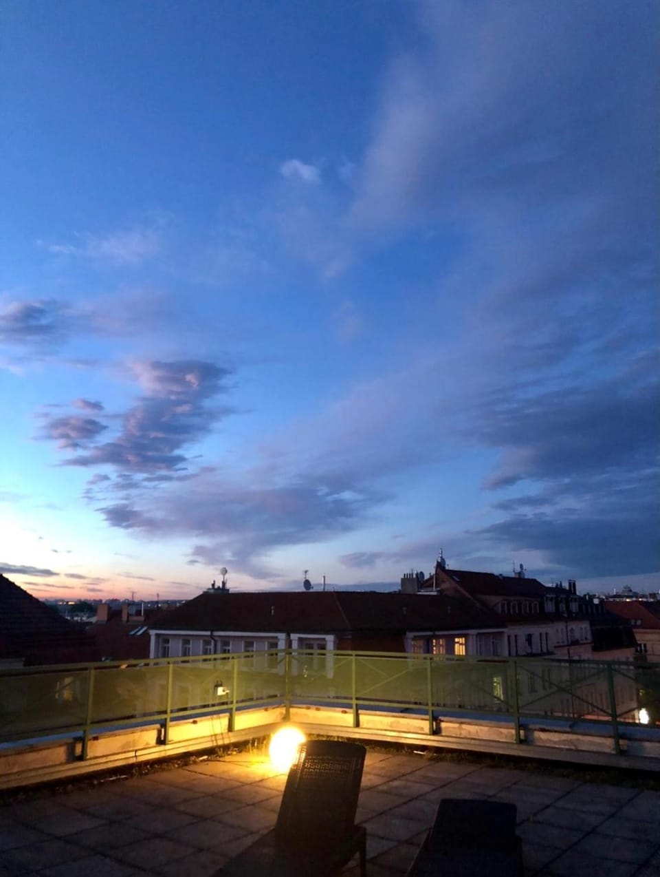 Romantic studio with jacuzzi Apartment in Prague