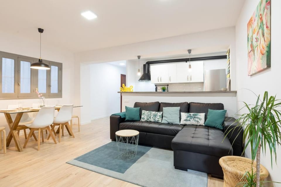 Lovely Home ! Center Malaga with parking Apartment in Malaga