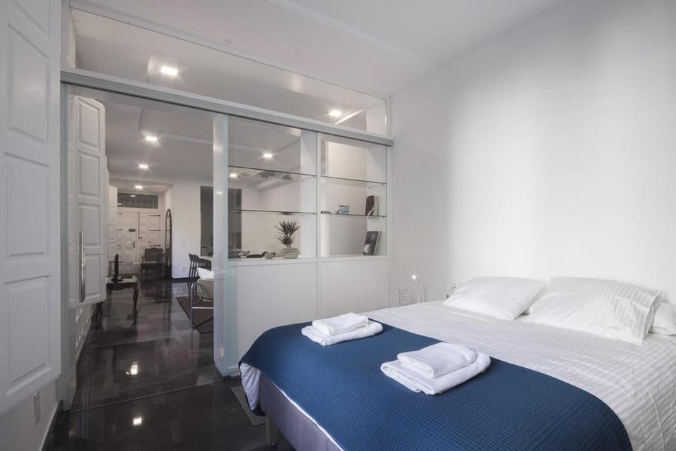My Way Away Suites Apartment in Zaragoza
