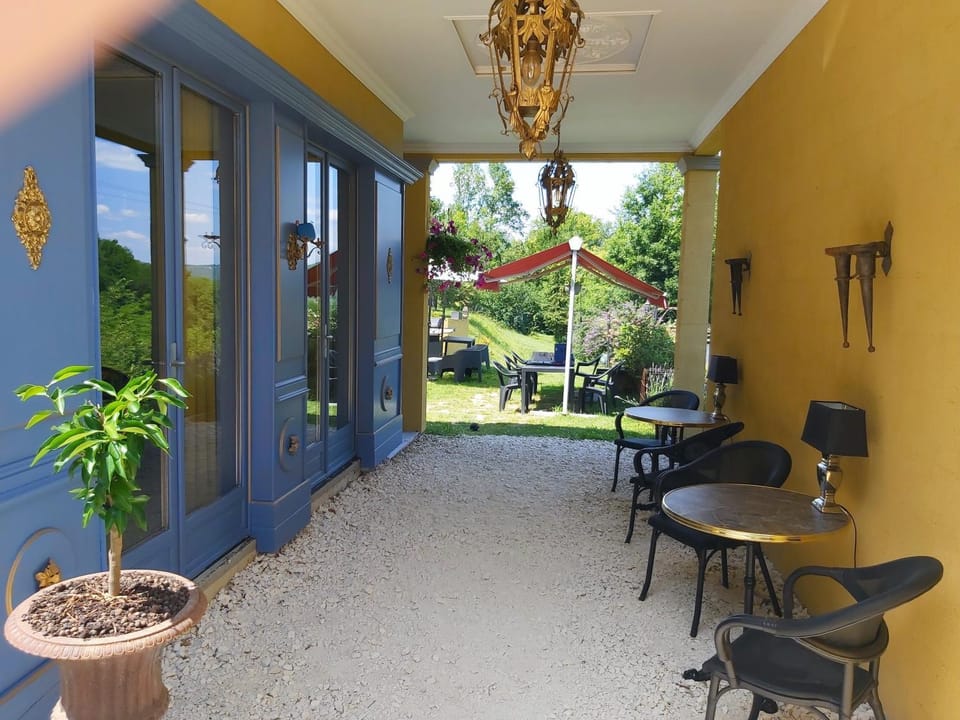 BonBon Chambre d'hôtes Bed and Breakfast in Occitanie