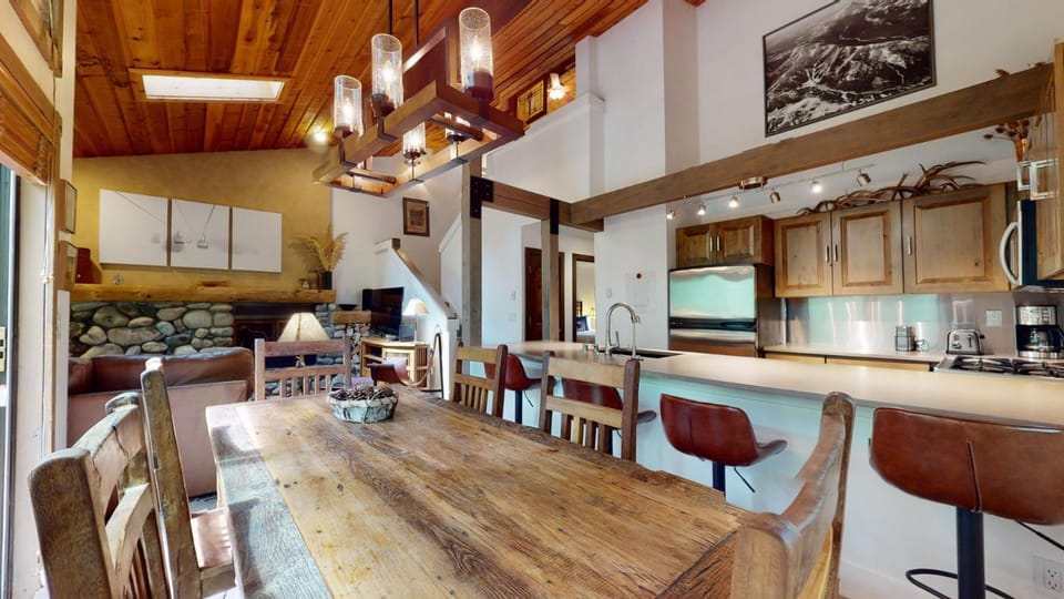 Bridgepoint Condo 24 House in Ketchum