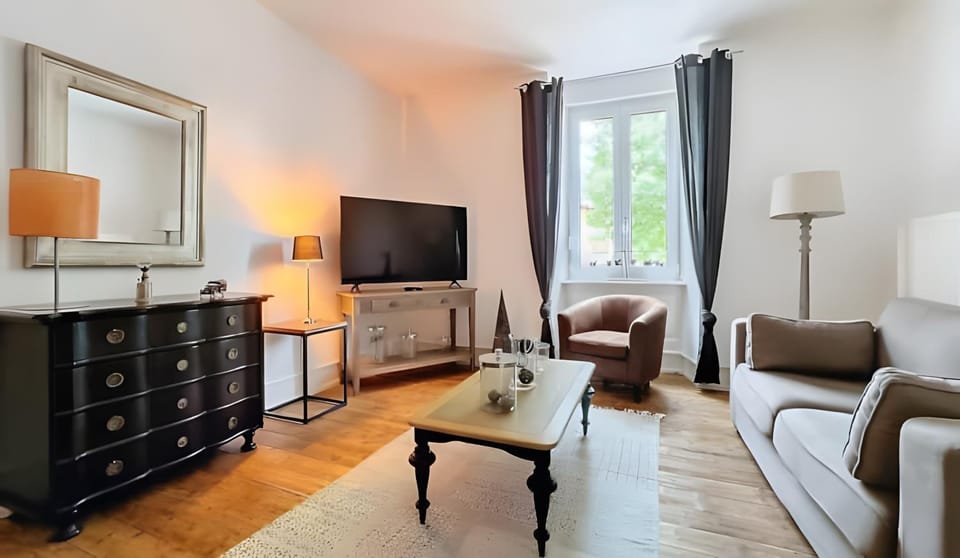 Property building, Living room