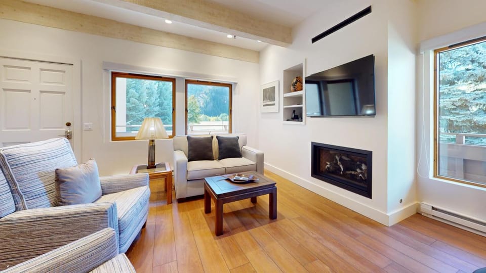 Christophe Condo 503AB House in Ketchum