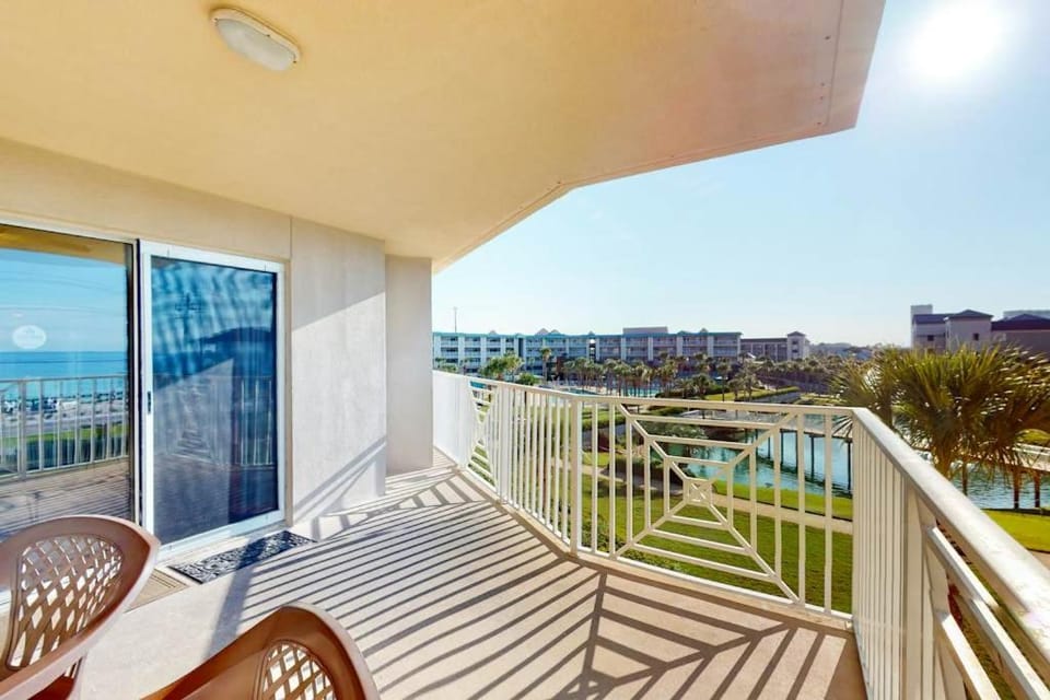 Amalfi Coast Resort A305 House in Miramar Beach