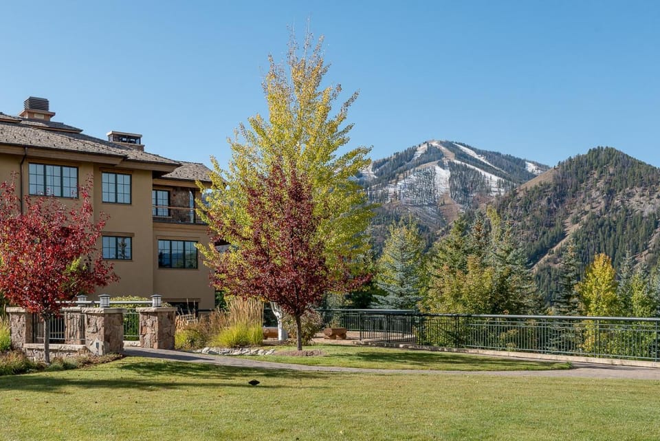 Thunder Springs Condo A2-6 House in Ketchum