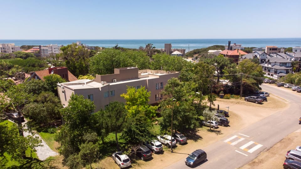 Property building, Bird's eye view