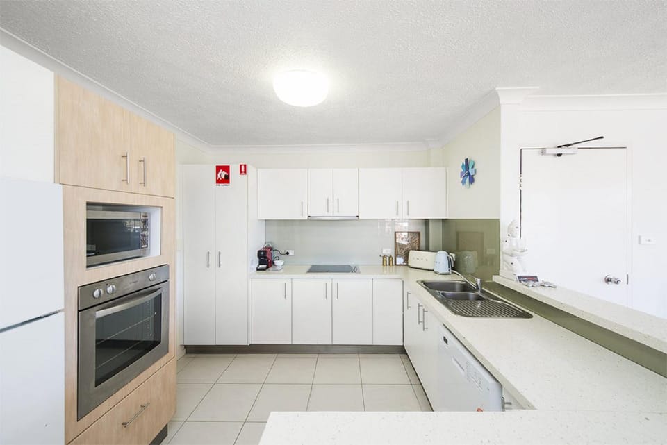 Kitchen or kitchenette, dishwasher, minibar, pet friendly, stove, toaster