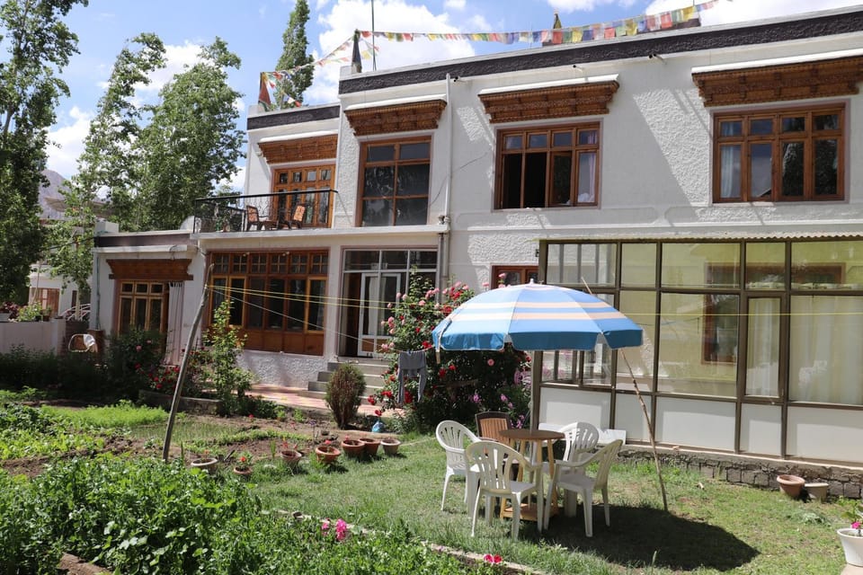 Nilza Guest House Bed and Breakfast in India