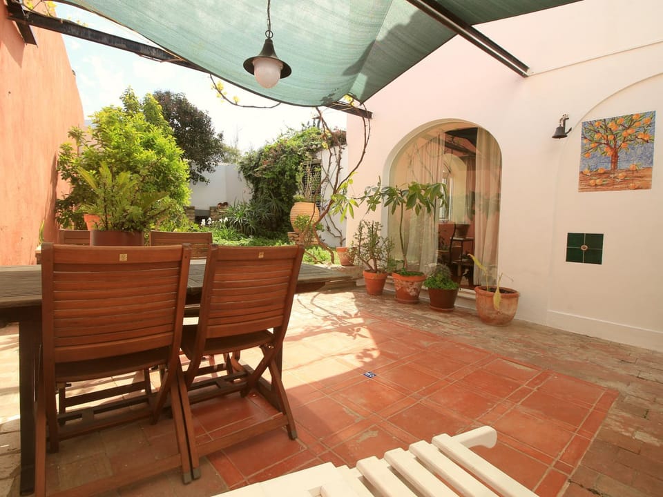 Tavira Townhome with private Garden Nature lodge in Tavira