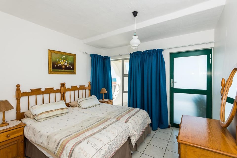 Bathroom, Bedroom