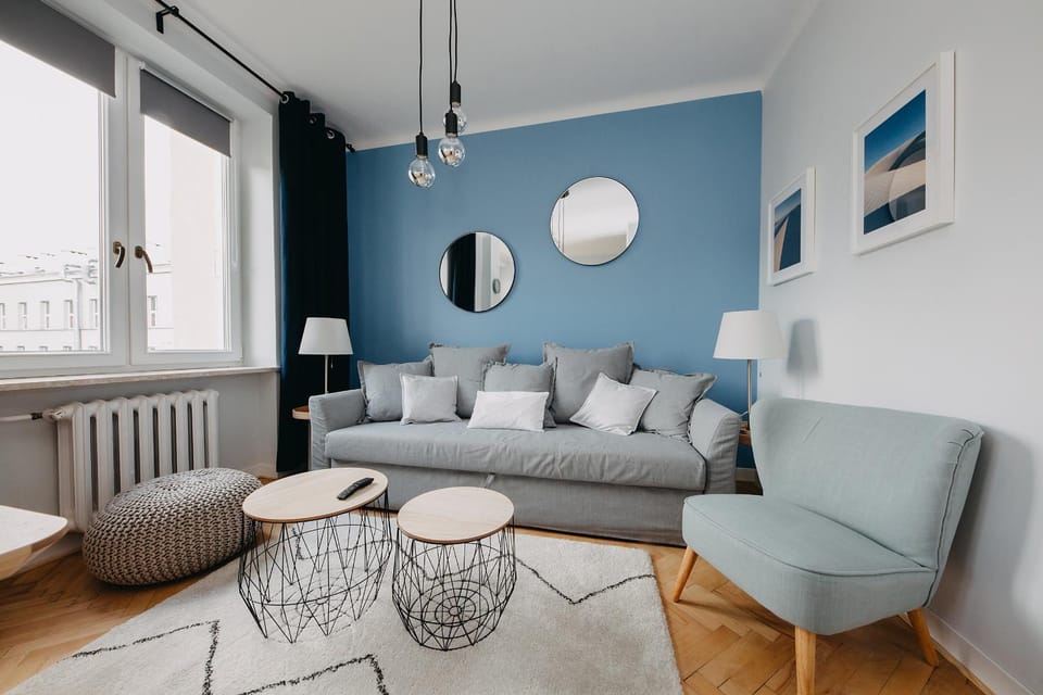 Bed, Living room