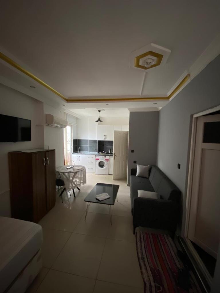 Bed, Seating area