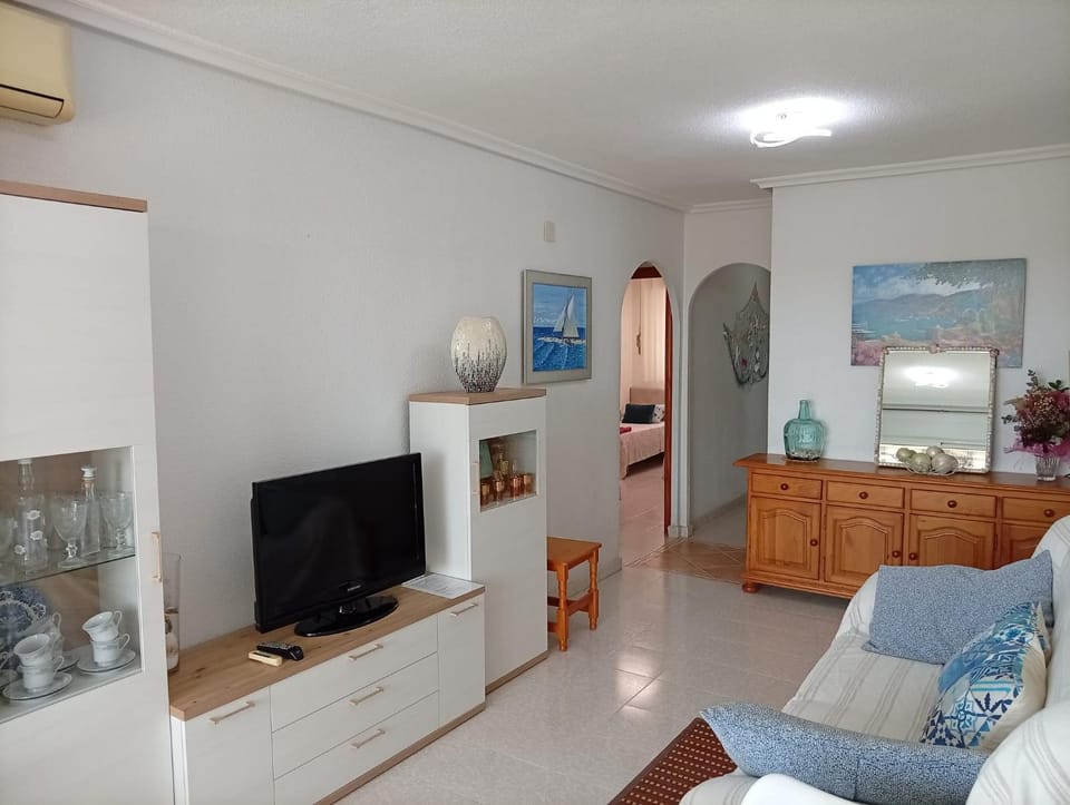 TV and multimedia, Living room, air conditioner