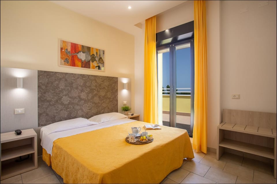 Shower, Toilet, Bathroom, TV and multimedia, Balcony/Terrace, Bedroom, Sea view