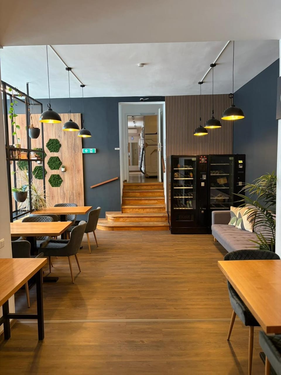 Communal lounge/ TV room