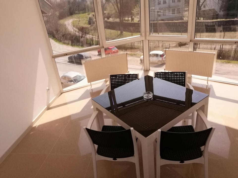 View (from property/room), Balcony/Terrace, Seating area