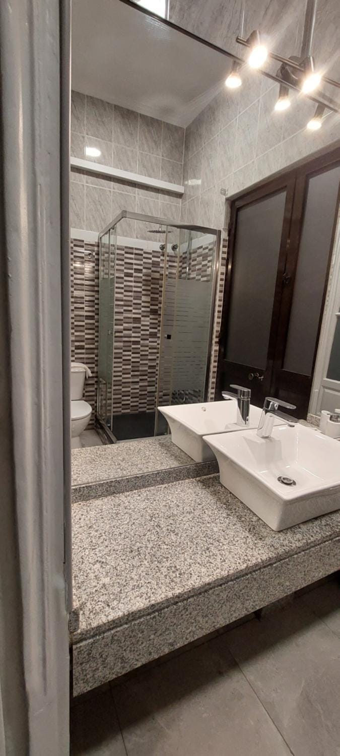 Residencial Sol da Nave Bed and Breakfast in Porto