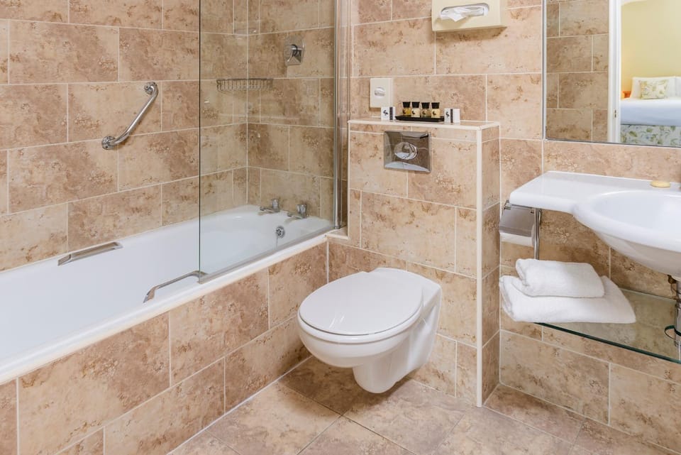 Old Weir Lodge Bed and Breakfast in Killarney