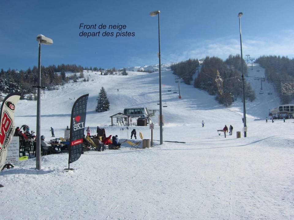 Winter, Skiing