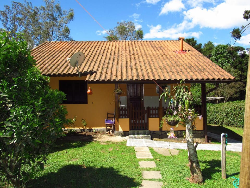 Chalé Caminho Das Cachoeiras House in State of Rio de Janeiro