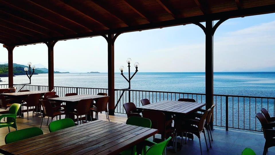 Restaurant/places to eat, Day, Natural landscape, Lake view, Sea view