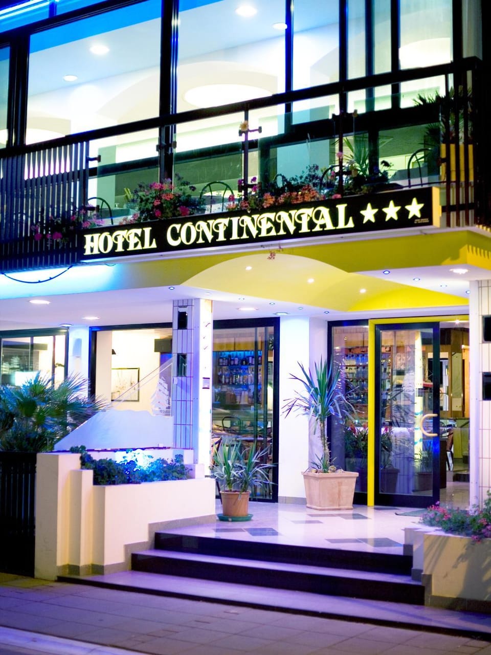 Facade/entrance, Night, Property logo or sign
