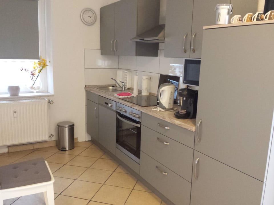 Moderne Wohnung in barockem Altstadthaus nahe Altstadt und Radweg Apartment in Saarland, 66, Germany