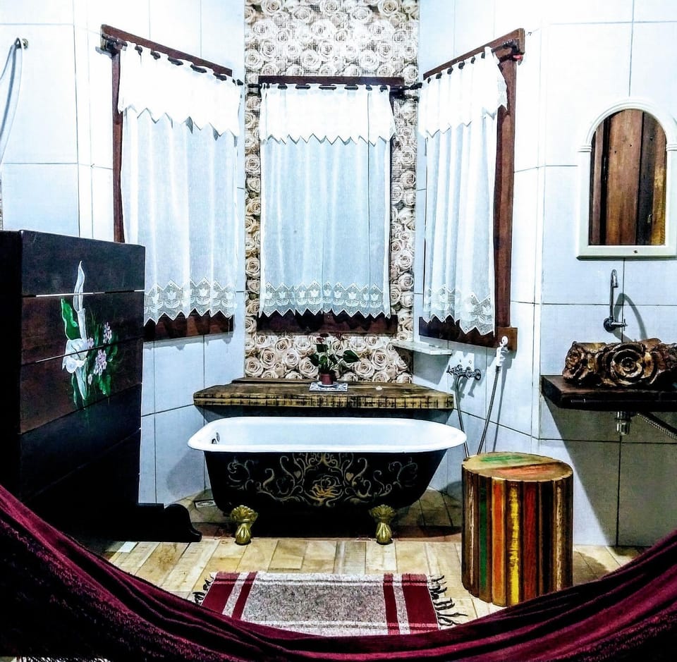 Bathroom, Bedroom, Bath