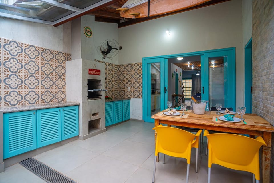 BBQ facilities, Dining area