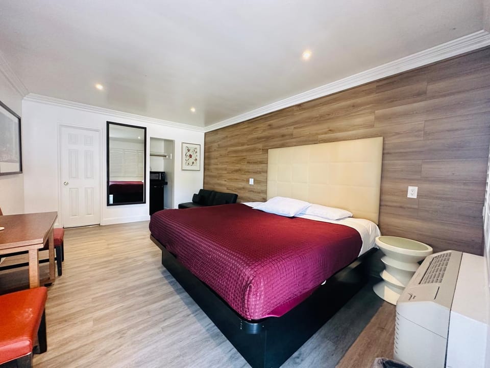 Casa Blanca Inn - Whittier, Los Angeles Hotel in Santa Fe Springs
