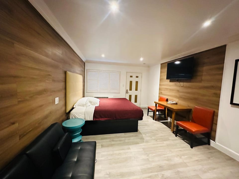 Casa Blanca Inn - Whittier, Los Angeles Hotel in Santa Fe Springs