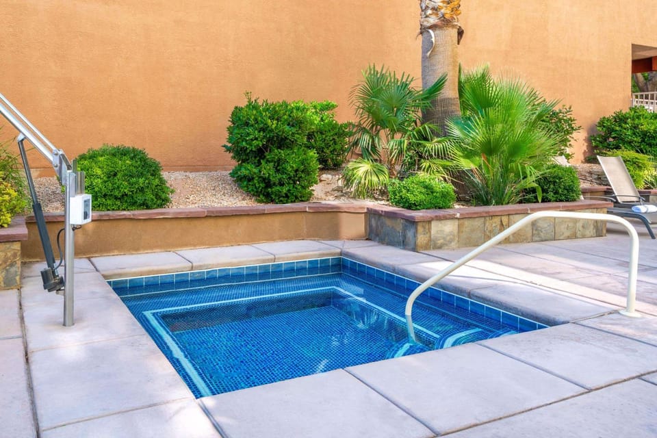 Hot Tub, On site