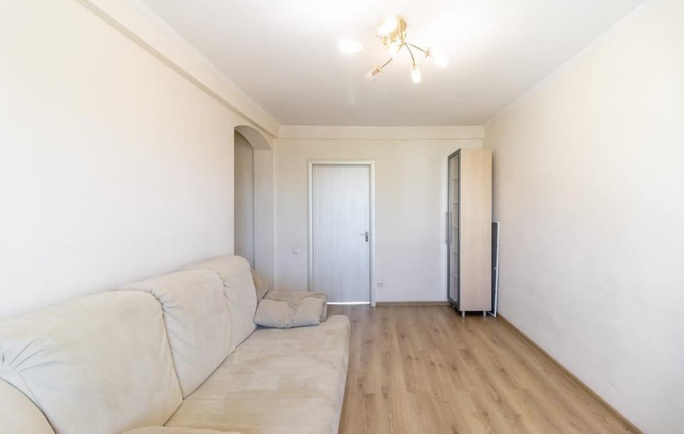 TV and multimedia, Living room, Seating area, Guests