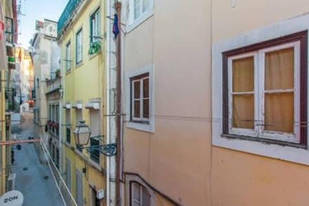 Lisbon Center Sweet Studio (Mouraria) Apartment in Lisbon