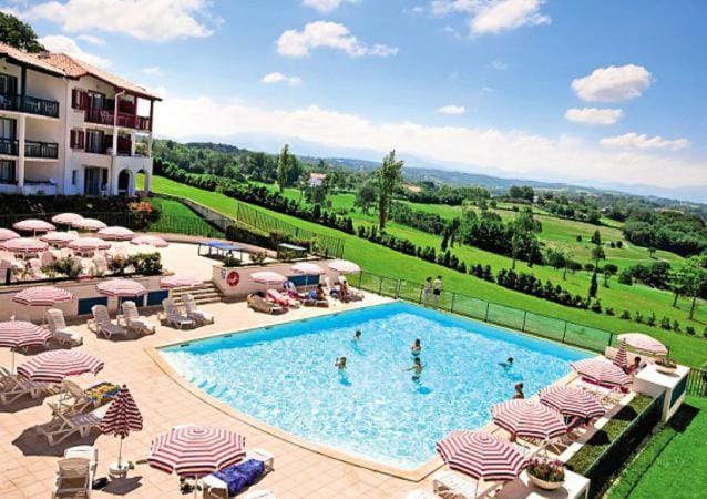 Pool view, Swimming pool, Swimming pool