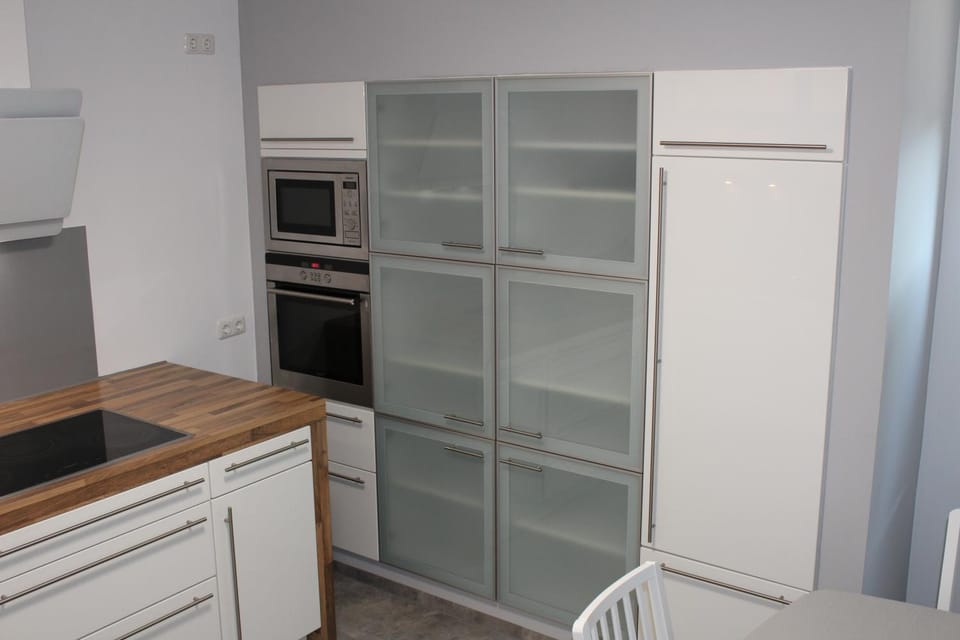 Kitchen or kitchenette, Communal kitchen, kitchen