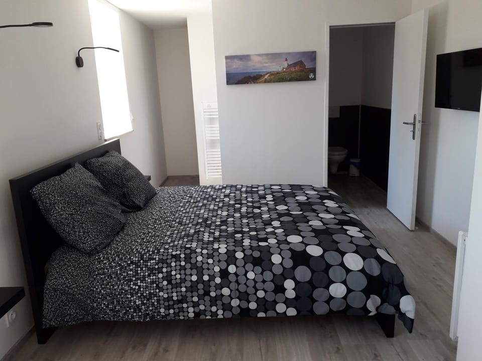 Letard Murielle Bed and Breakfast in Ploudalmézeau