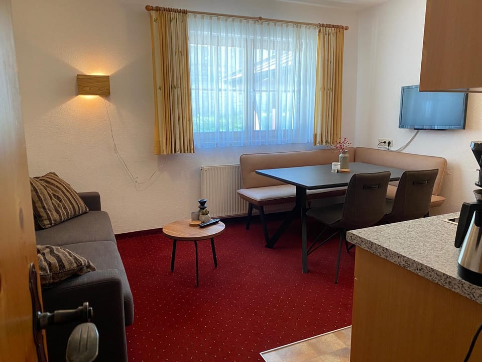 Chalet Rotenstein Apartment in Tyrol