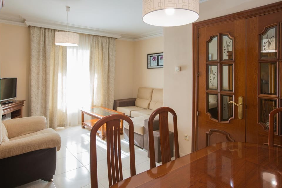 TV and multimedia, Living room, Dining area