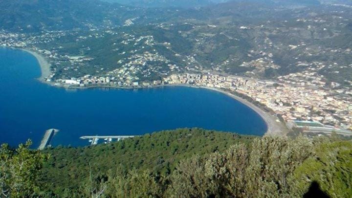 Casa vacanze " L' ORCHIDEA " Sapri House in Sapri