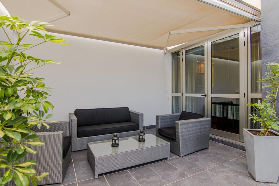 Patio, Balcony/Terrace, Balcony/Terrace, Seating area