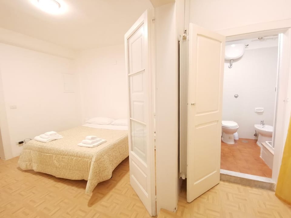 Bathroom, Bedroom