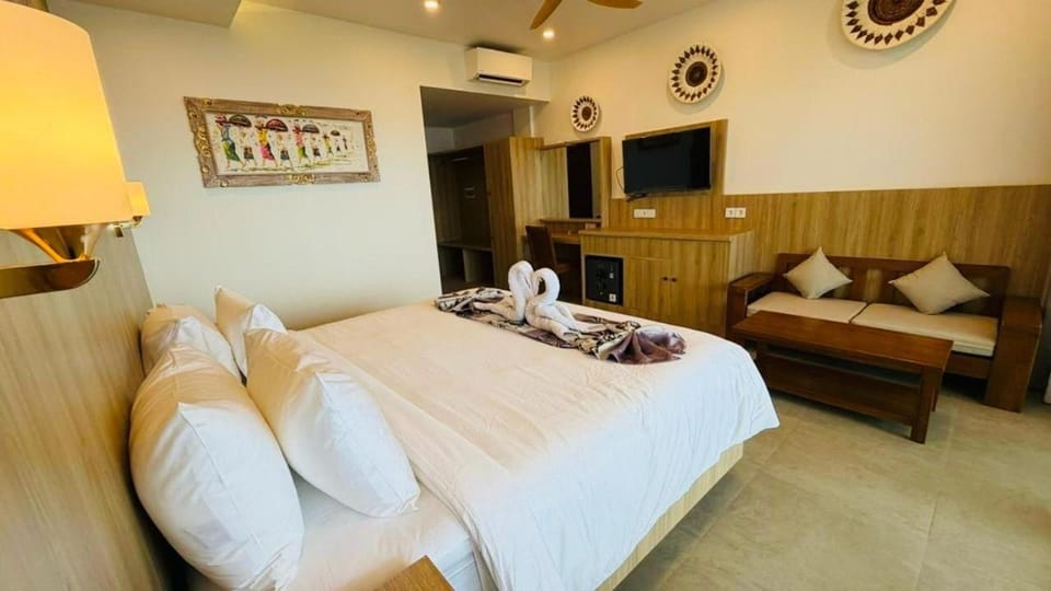 Communal lounge/ TV room, Bed, TV and multimedia, Bedroom, towels
