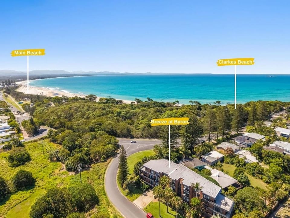 Breeze@Byron 2 Clarkes Beach House in Byron Bay