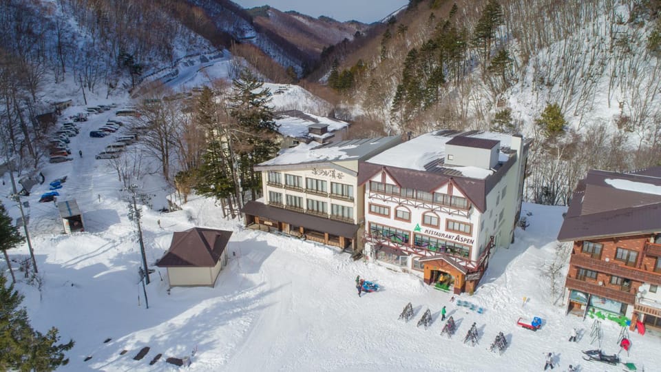 Aspen Shiga Ryokan in Shimotakai District