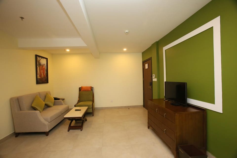 Communal lounge/ TV room